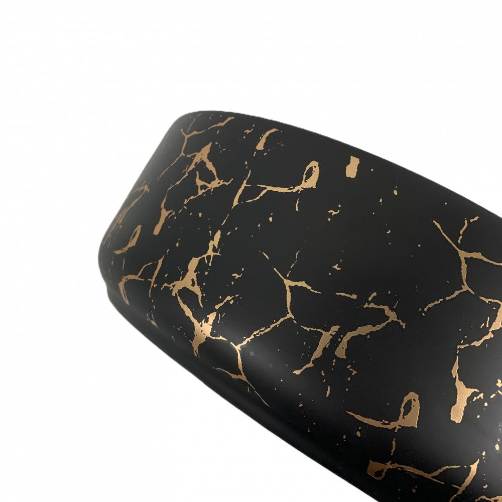 Epona, lavabo rond en porcelaine avec fini noir mat et marbrure dorée